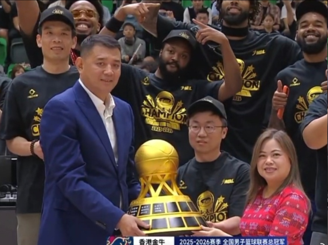 开云下载-CBA要变天了!四川41连败球员都快跑光了,香港金牛3连冠坐等升级